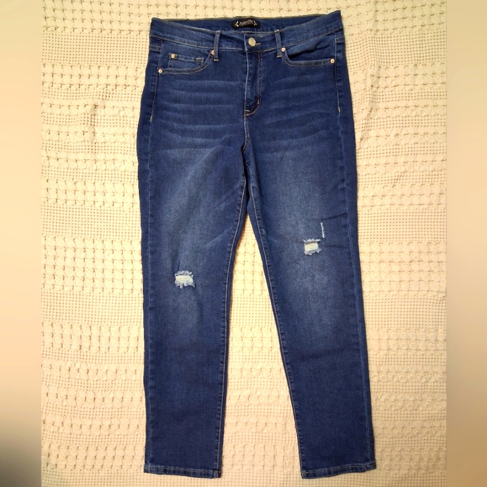 Nanette Lepore Jeans, Womens Size 6, Amour Slim Boyfriend